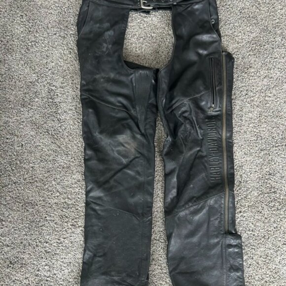 Men' GENUINE HARLEY-DAVIDSON 98100-16VM XL MEN'S BLACK LEATHER CHAPS - Picture 1 of 6